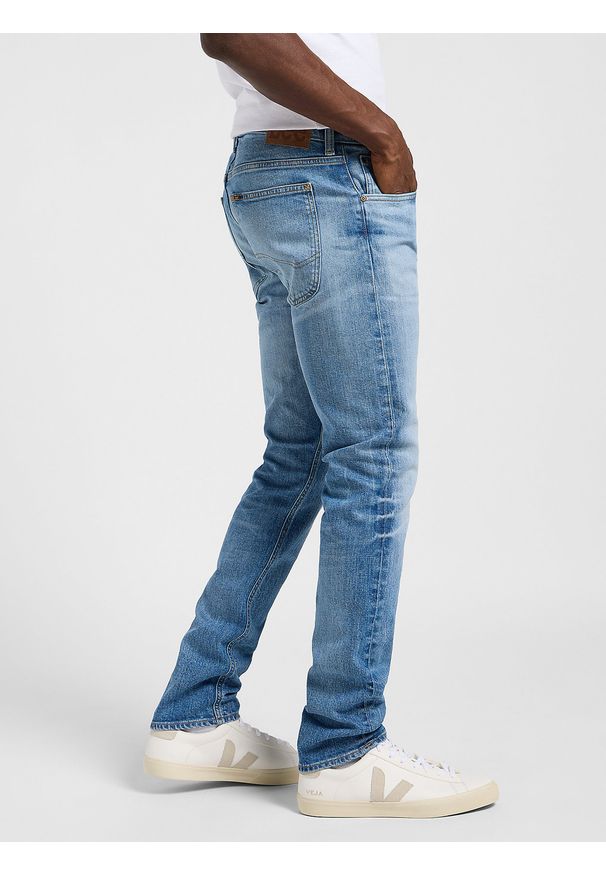 Lee - LEE MĘSKIE SPODNIE JEANSOWE LEE LUKE ATLAS 112365112