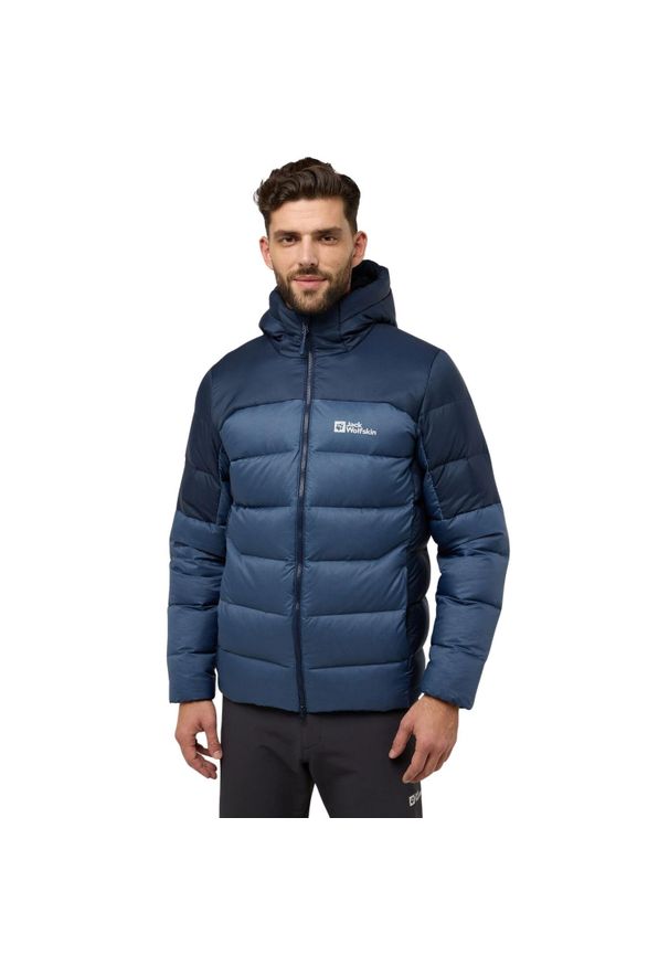Kurtka turystyczna męska Jack Wolfskin Nebelhorn. Typ kołnierza: kaptur. Kolor: niebieski. Materiał: poliester. Sezon: zima. Sport: turystyka piesza