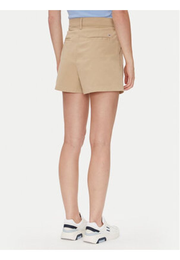 Tommy Jeans Szorty materiałowe Claire DW0DW21643 Beżowy Regular Fit. Kolor: beżowy. Materiał: bawełna
