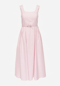 Renee - Różowa Retro Sukienka z Bawełny i Wiskozy w Kropki o Rozkloszowanym Kroju Phrithoe. Okazja: na randkę. Kolor: różowy. Materiał: wiskoza, bawełna. Wzór: kropki. Typ sukienki: rozkloszowane. Styl: retro #5