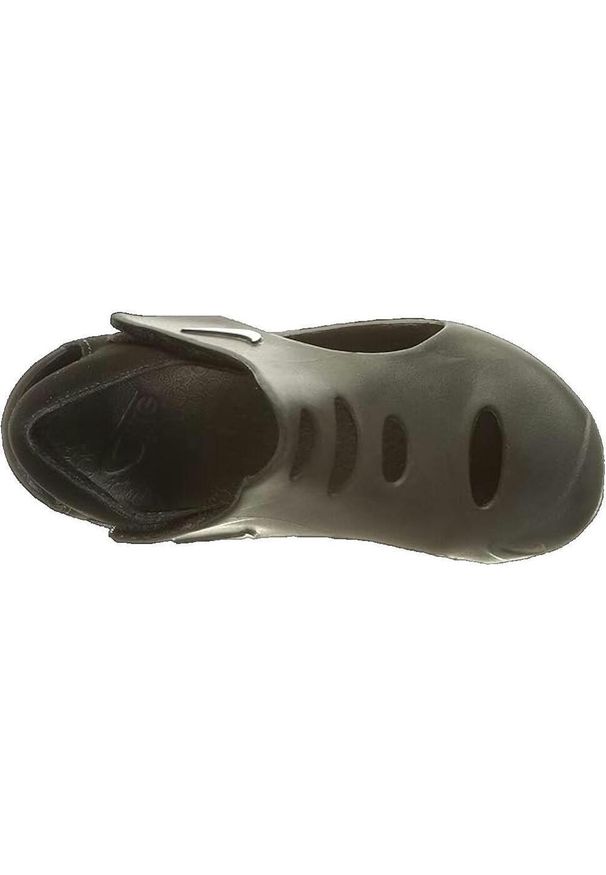 Buty do wody dla dzieci Nike Sunray Protect 3. Zapięcie: rzepy. Kolor: czarny. Materiał: materiał, syntetyk