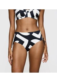 Triumph Dół od bikini Summer Allure 10222286 Czarny. Kolor: czarny. Materiał: syntetyk