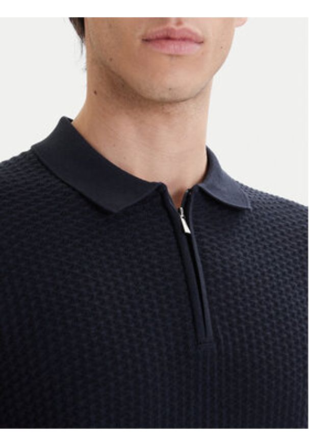 Bugatti Sweter 7100-15532E Granatowy Regular Fit. Kolor: niebieski. Materiał: bawełna