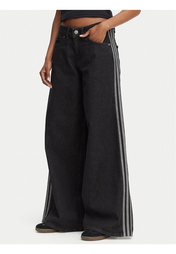 Adidas - adidas Jeansy Firebird Adilenium KD2905 Czarny Wide Leg. Kolor: czarny