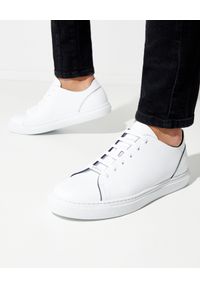 Baldinini - BALDININI - Białe skórzane sneakersy. Okazja: na co dzień. Zapięcie: sznurówki. Kolor: biały. Materiał: skóra. Wzór: gładki #5