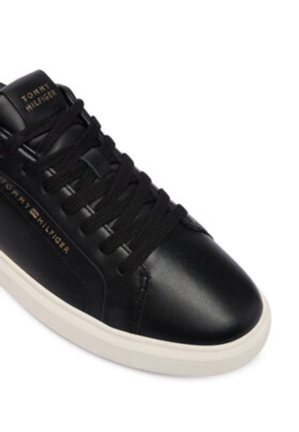 TOMMY HILFIGER - Tommy Hilfiger Sneakersy Icon Court Light Weight Shinny FW0FW08949 Czarny. Kolor: czarny. Materiał: skóra