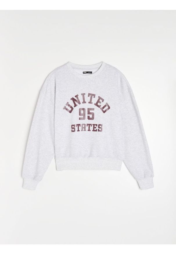 Sinsay - Dresowa bluza crewneck z napisem - szary. Kolor: szary. Materiał: dresówka. Wzór: napisy