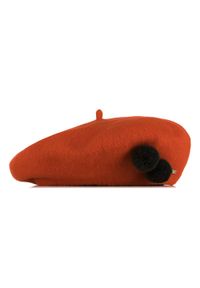 Wittchen - Damski beret wełniany z pomponami. Kolor: czerwony. Materiał: wełna. Wzór: aplikacja. Sezon: zima. Styl: klasyczny #1