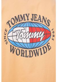 Tommy Jeans koszula bawełniana DM0DM13043.PPYY męska kolor pomarańczowy relaxed. Kolor: pomarańczowy. Materiał: bawełna. Długość rękawa: krótki rękaw. Długość: krótkie. Wzór: aplikacja #2