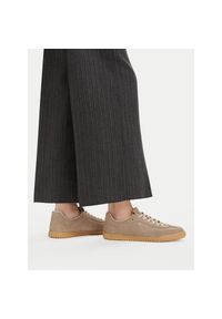 Sneakersy Tamaris. Kolor: brązowy #1