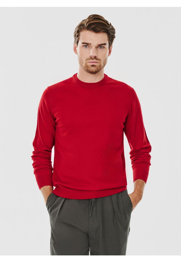 Pako Lorente - PAKO LORENTE – Czerwony męski sweter. Kolor: czerwony, niebieski, zielony. Materiał: akryl, wełna, poliamid. Wzór: gładki. Sezon: jesień