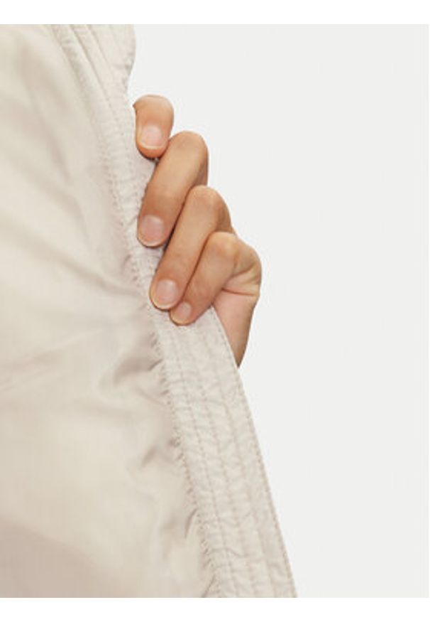 Vero Moda Bezrękawnik Klea 10293918 Écru Regular Fit. Materiał: syntetyk. Długość rękawa: bez rękawów
