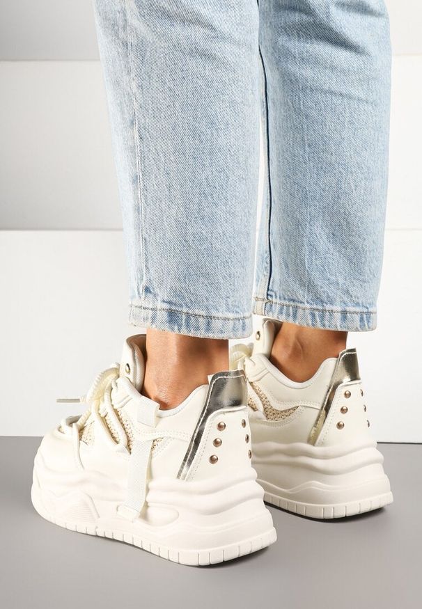 Born2be - Beżowe Sneakersy na Grubej Podeszwie z Ozdobnym Sznurowaniem Punea. Zapięcie: sznurówki. Kolor: beżowy. Materiał: jeans