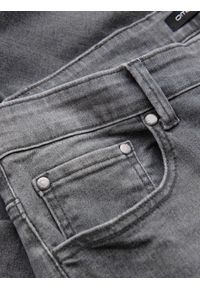 Ombre Clothing - Męskie spodnie jeansowe TAPERED FIT z przeszyciami i podwiniętymi nogawkami – szare V2 - Rozmiar: XXL. Okazja: na co dzień. Kolor: szary. Materiał: jeans. Wzór: aplikacja. Styl: casual, elegancki #2