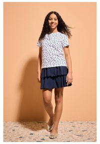 bonprix - T-shirt z elastycznej bawełny organicznej (2 szt.). Okazja: na co dzień. Kolor: biały. Materiał: bawełna. Długość rękawa: krótki rękaw. Długość: krótkie. Wzór: jednolity, nadruk. Styl: casual #3