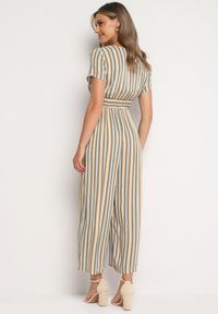 Born2be - Beżowy Wiskozowy Kombinezon z Guzikami przy Dekolcie i Elastyczną Gumką w Talii Tinaleias. Okazja: na co dzień, do pracy. Kolor: beżowy. Materiał: wiskoza. Długość: długie. Wzór: aplikacja. Styl: casual, klasyczny #2