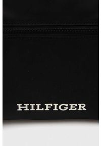 TOMMY HILFIGER - Tommy Hilfiger plecak męski kolor czarny duży z nadrukiem. Kolor: czarny. Materiał: poliester. Wzór: nadruk #2