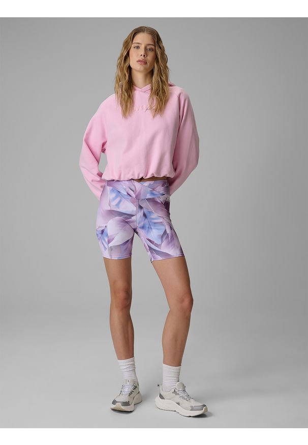 4f - 4F Legginsy krótkie dzianinowe damskie - multikolor XL. Stan: podwyższony. Kolor: wielokolorowy. Materiał: dzianina. Długość: krótkie. Sezon: lato. Sport: turystyka piesza, fitness