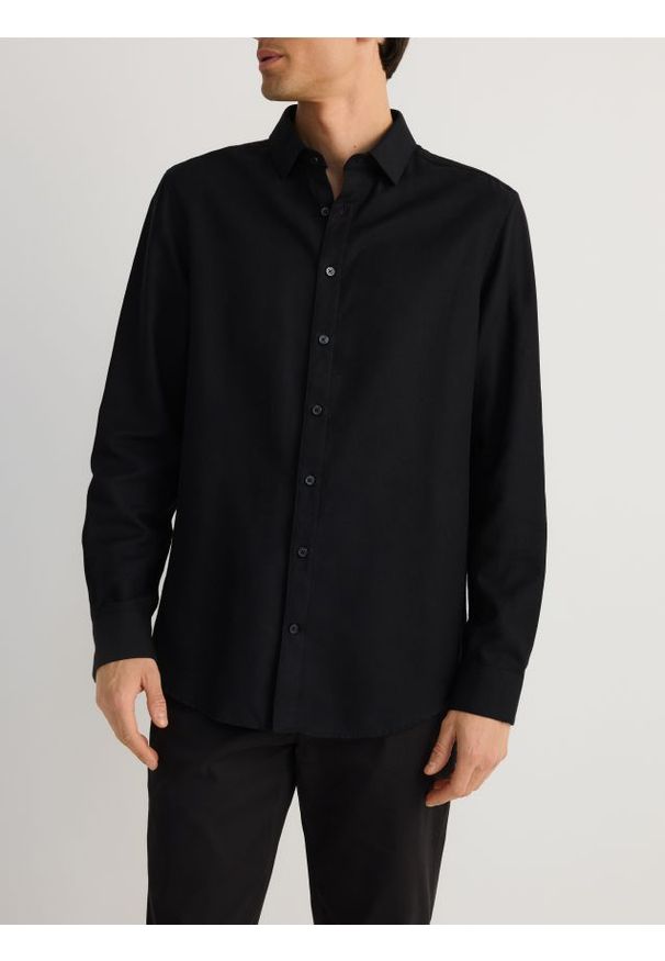 Reserved - Koszula slim z bawełny egipskiej - czarny. Kolor: czarny. Materiał: bawełna