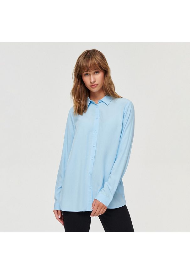 House - Gładka koszula z wiskozy błękitna - Niebieski. Kolor: niebieski. Materiał: wiskoza. Wzór: gładki