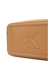 Calvin Klein Torebka Bold Ck Camera Bag LV04F3220G Beżowy. Kolor: beżowy. Materiał: skórzane #4