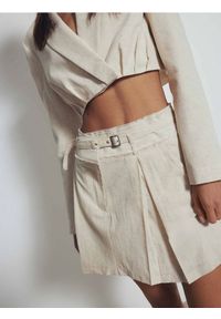 Reserved - Spódnica mini z dodatkiem lnu - beżowy. Kolor: beżowy. Materiał: len #1
