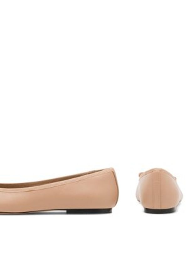 Nine West Baleriny 122AL4108 Beżowy. Kolor: beżowy. Materiał: skóra