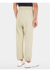 Calvin Klein Jeans Spodnie dresowe Intrasia Logo IB0IB02081 Beżowy Regular Fit. Kolor: beżowy. Materiał: bawełna #2
