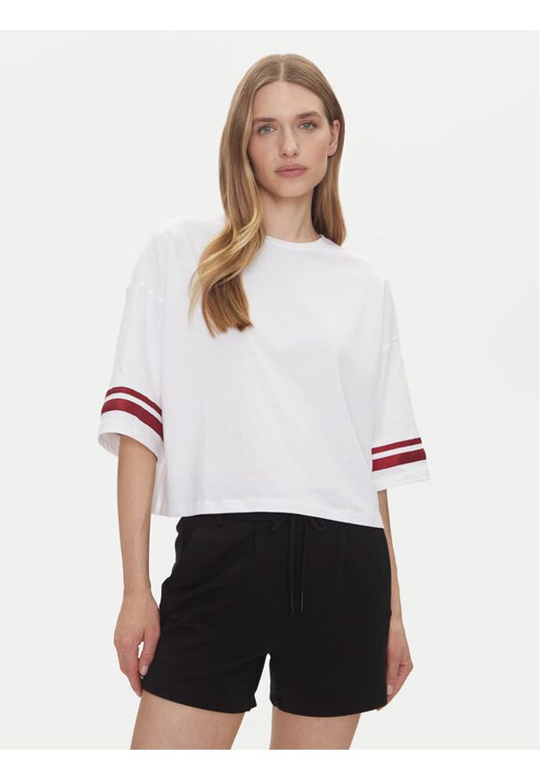 only - ONLY T-Shirt Paloma 15351935 Biały Regular Fit. Kolor: biały. Materiał: syntetyk