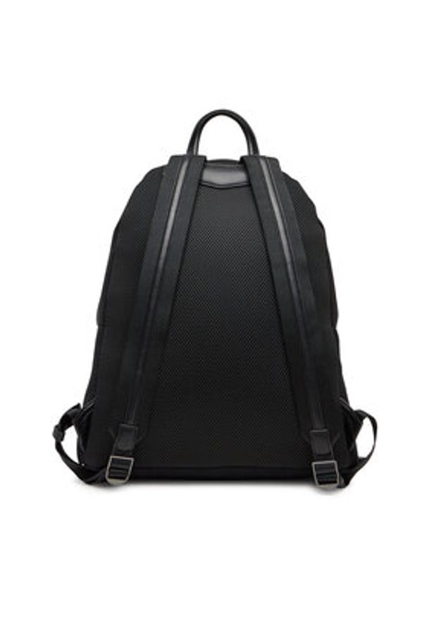 Emporio Armani Plecak EM001190 AF13809 UC001 Czarny. Kolor: czarny. Materiał: materiał