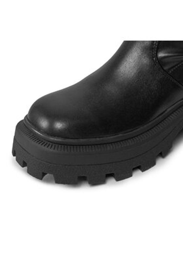 Buffalo Kozaki Nabu Over 1622347 Czarny. Kolor: czarny. Materiał: skóra