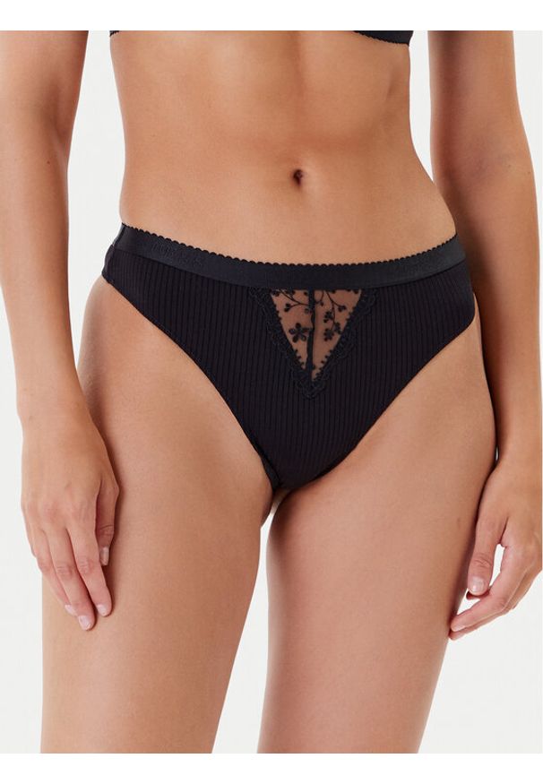 Guess Stringi O5GE06 KCQ60 Czarny. Kolor: czarny. Materiał: syntetyk