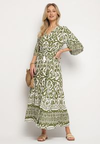 Born2be - Zielona Sukienka Bawełniana w Ornamentalny Wzór z Gumką w Talii Orrielle. Okazja: na co dzień. Typ kołnierza: dekolt w serek. Kolor: zielony. Materiał: bawełna. Typ sukienki: sportowe. Styl: casual, sportowy #5