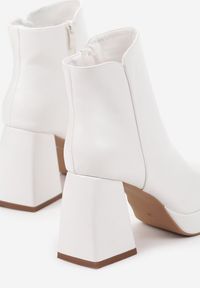 Born2be - Białe Botki na Obcasie z Kwadratowym Noskiem Linathra. Zapięcie: zamek. Kolor: biały. Sezon: zima. Obcas: na obcasie. Styl: klasyczny. Wysokość obcasa: średni #6