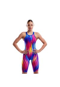 FUNKITA - Strój damski startowy pływacki Funkita Apex Predator X FreeBack Event. Kolor: fioletowy, niebieski, wielokolorowy, różowy. Materiał: poliamid