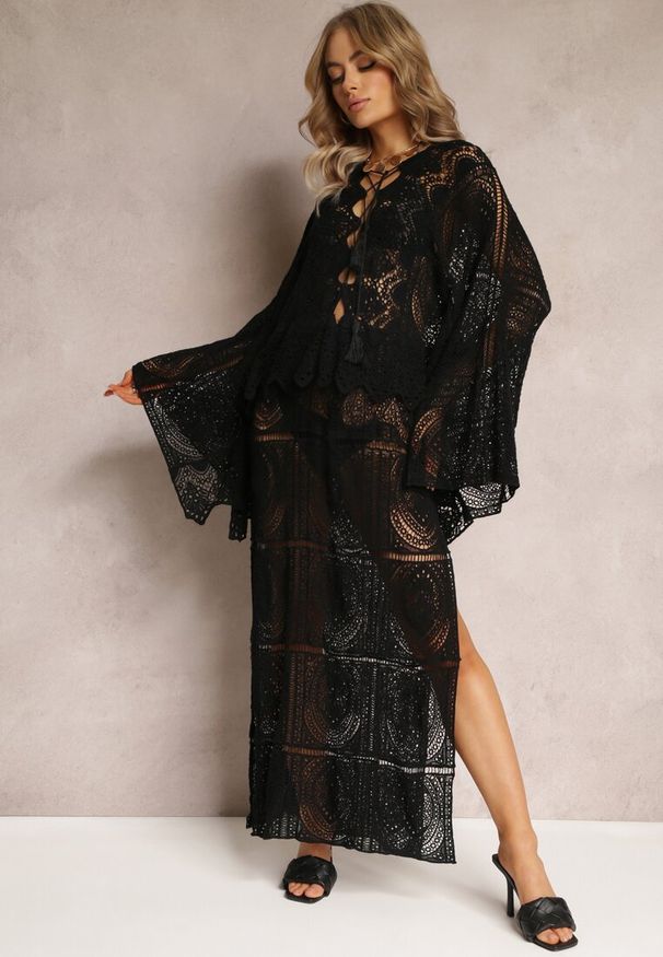 Renee - Czarna Szydełkowa Sukienka Maxi z Wycięciami i Wiązaniem Upenna. Kolor: czarny. Materiał: bawełna, tkanina. Wzór: aplikacja. Styl: elegancki. Długość: maxi