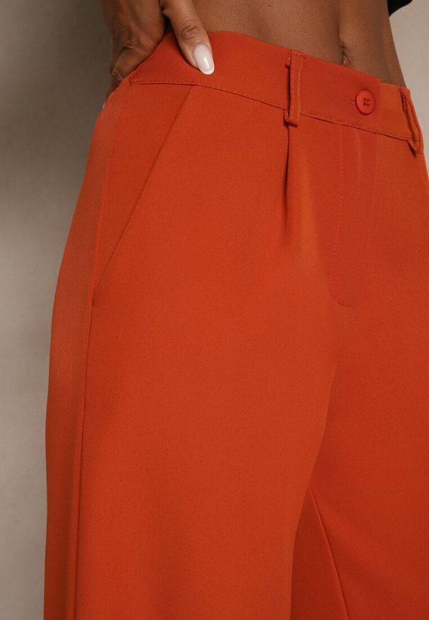 Renee - Pomarańczowe Szerokie Spodnie High Waist z Gumką w Pasie Eternel. Okazja: na spotkanie biznesowe. Stan: podwyższony. Kolor: pomarańczowy. Materiał: koronka. Styl: biznesowy