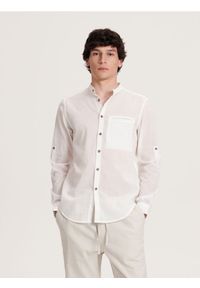Reserved - Gładka koszula slim fit - biały. Kolor: biały. Materiał: bawełna, tkanina. Wzór: gładki #1