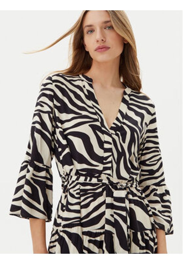 Vero Moda Sukienka codzienna Melba 10329936 Czarny Loose Fit. Okazja: na co dzień. Kolor: czarny. Materiał: wiskoza. Typ sukienki: proste. Styl: casual