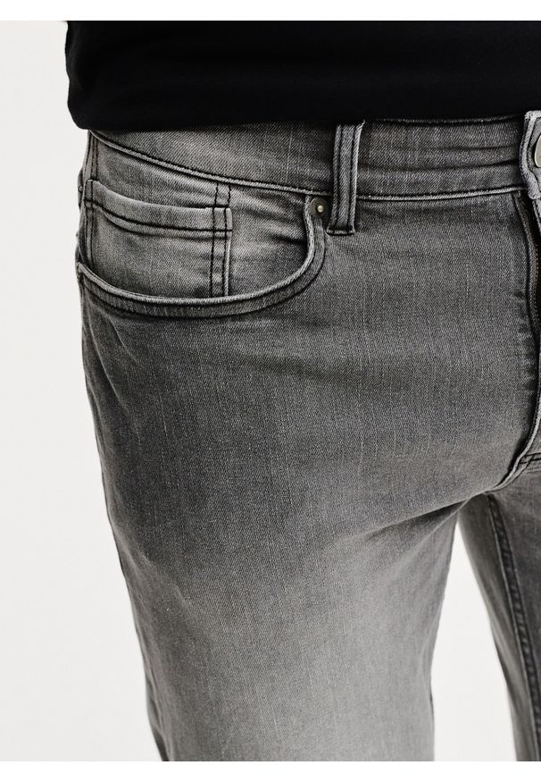 Pako Lorente - PAKO LORENTE - Szare jeansowe spodnie męskie. Kolor: niebieski, szary. Materiał: jeans