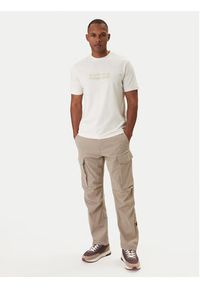 Napapijri T-Shirt S-Box Logo NP0A4IFL Écru Regular Fit. Kolor: kremowy. Materiał: bawełna #4