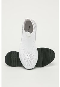 Guess - Buty. Nosek buta: okrągły. Kolor: biały. Materiał: syntetyk, materiał, guma. Szerokość cholewki: normalna. Obcas: na obcasie. Wysokość obcasa: średni #3