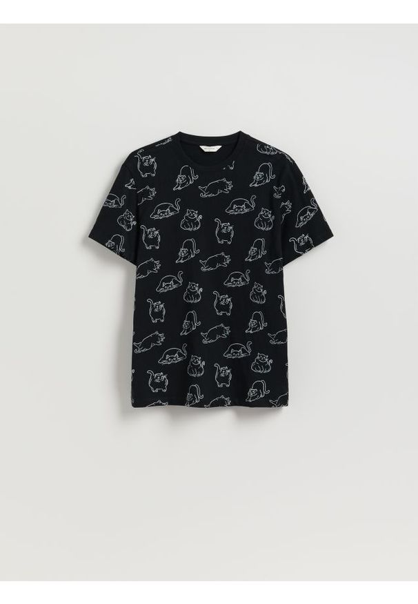 Reserved - T-shirt regular z nadrukiem - czarny. Kolor: czarny. Materiał: dzianina, bawełna. Wzór: nadruk