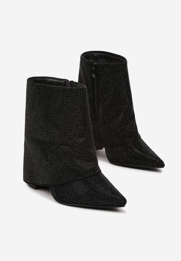 Renee - Czarne Eleganckie Botki z Cyrkoniami na Wywiniętej Cholewce Emiviraea. Zapięcie: zamek. Kolor: czarny. Materiał: skóra, jeans. Szerokość cholewki: normalna. Wzór: aplikacja. Styl: elegancki