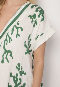 Born2be - Zielono-Beżowa Sukienka z Lnem i Wiskozą o Pudełkowym Kroju Sadirene. Okazja: na co dzień, na spotkanie biznesowe. Kolor: zielony. Materiał: len, wiskoza. Wzór: kwiaty. Sezon: wiosna, lato. Styl: biznesowy, casual, elegancki #7