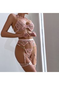 Intica - Komplet bielizny z haftem i złotymi akcentami Sooyoun. Kolor: różowy. Materiał: materiał. Wzór: haft #6