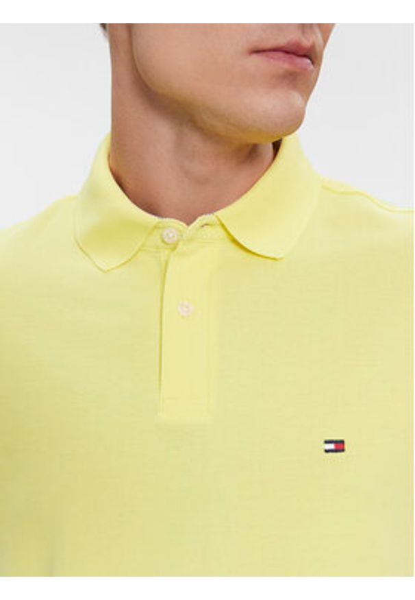 TOMMY HILFIGER - Tommy Hilfiger Polo 1985 MW0MW17770 Żółty Regular Fit. Typ kołnierza: polo. Kolor: żółty. Materiał: bawełna