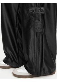 Adidas - adidas Spodnie dresowe Adibreak KS9145 Czarny Loose Fit. Kolor: czarny. Materiał: syntetyk #2