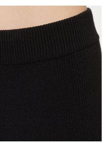 Bruuns Bazaar Spodnie materiałowe Anemones Lyna BBW3521 Czarny Slim Fit. Kolor: czarny. Materiał: wiskoza