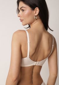Born2be - Beżowy Gładki Biustonosz Push Up z Aplikacją z Cyrkoniami Murita. Kolor: beżowy. Rodzaj stanika: push-up. Wzór: gładki, aplikacja #7